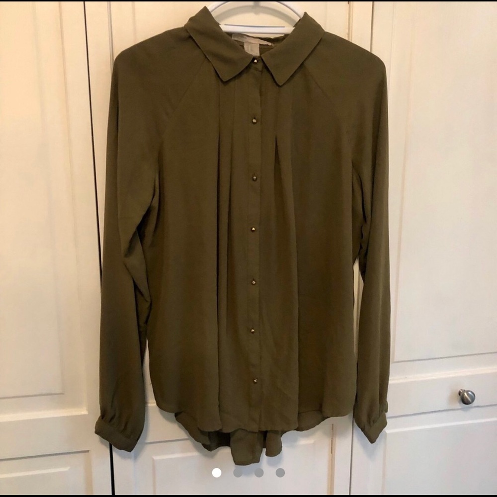 Olive Green Floaty Blouse 🌿Size M